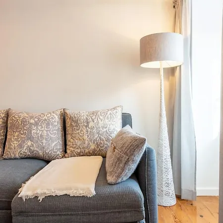 2br Near Avenida Da Liberdade *